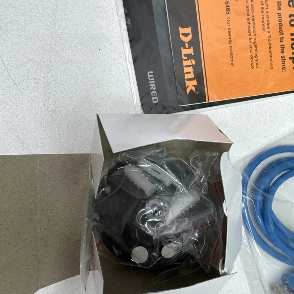 D-Link DCS-1110 10 Fast Ethernet PoE Internet Security Camera ~ Sealed